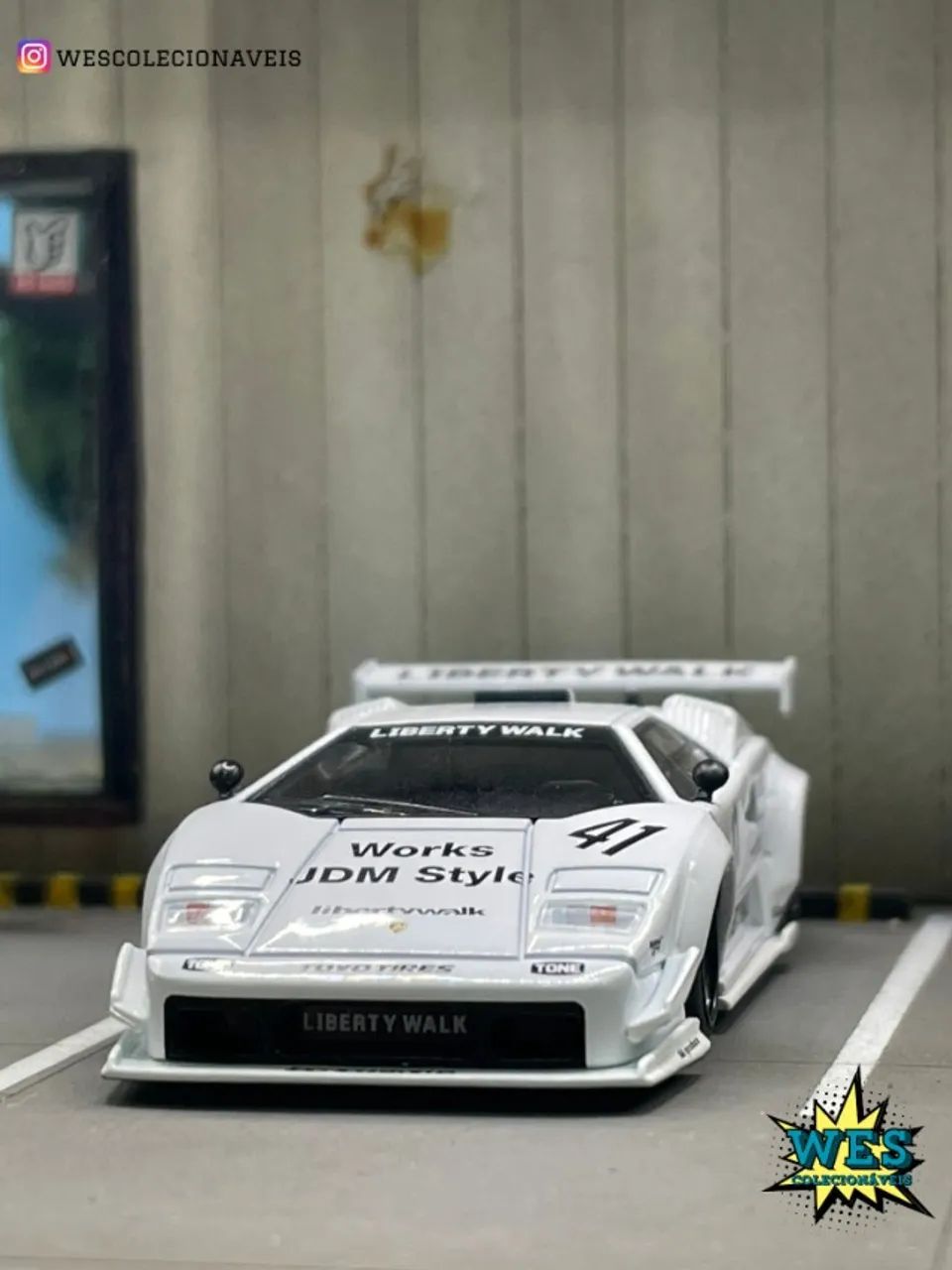 Mini GT Lamborghini Countach LB-WORKS - Foto 2