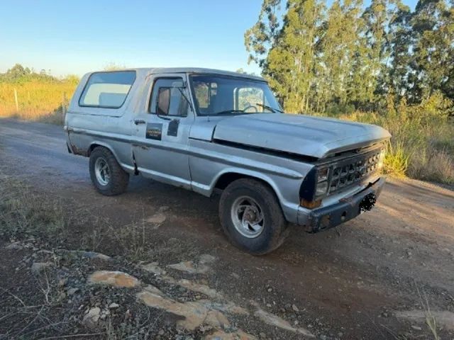 Ford F-1000 1985
