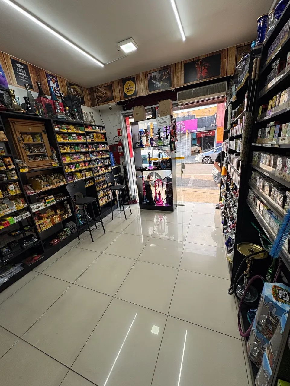 Vendo Tabacaria Montada (ótima localização) - Foto 4