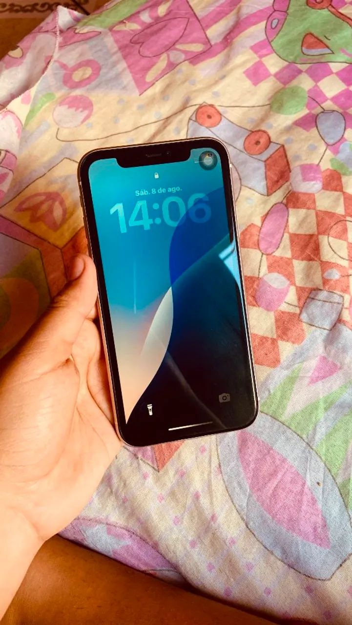 iPhone 11 128gb, pra vender rápido. - Foto 2