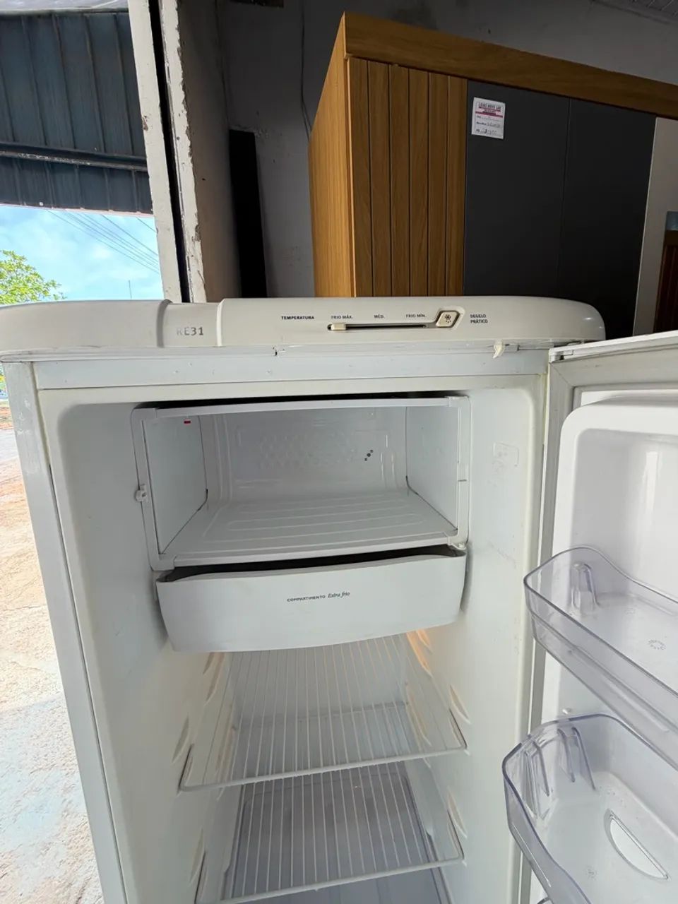 Geladeira Eletrolux 260 litros  - Foto 3