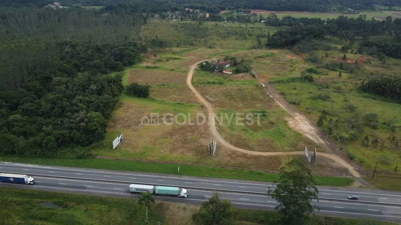 Grande Área em Araquari com 72.513,45 já com projeto nas margens da BR 101