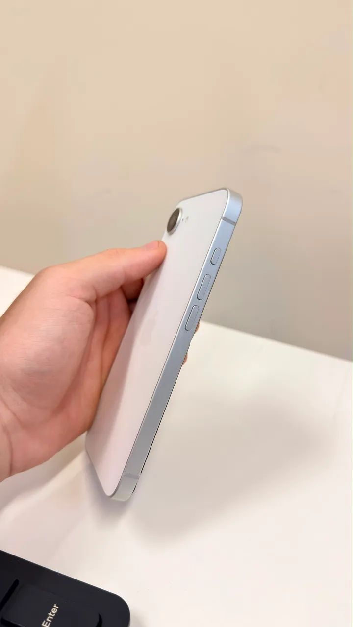 iPhone 16e IMPECÁVEL!  - Foto 4