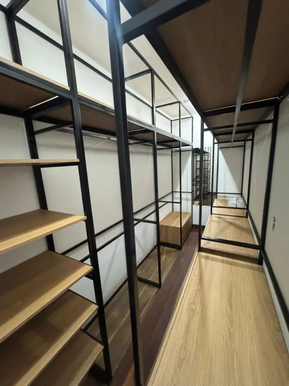 Móveis estilo industrial  - Foto 5
