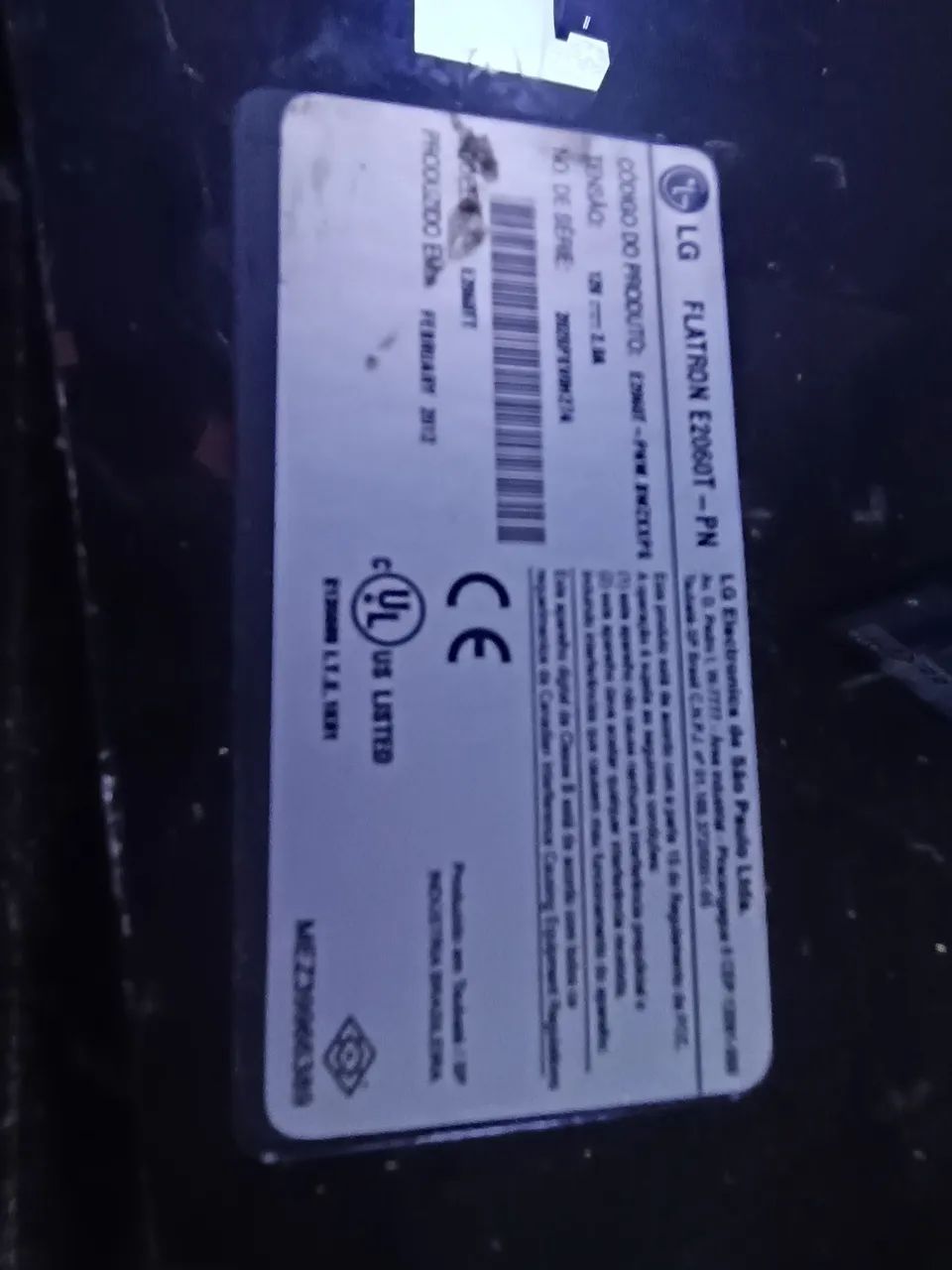 monitor LG Flatron E2060T-PN.Tela está com listras  - Foto 2