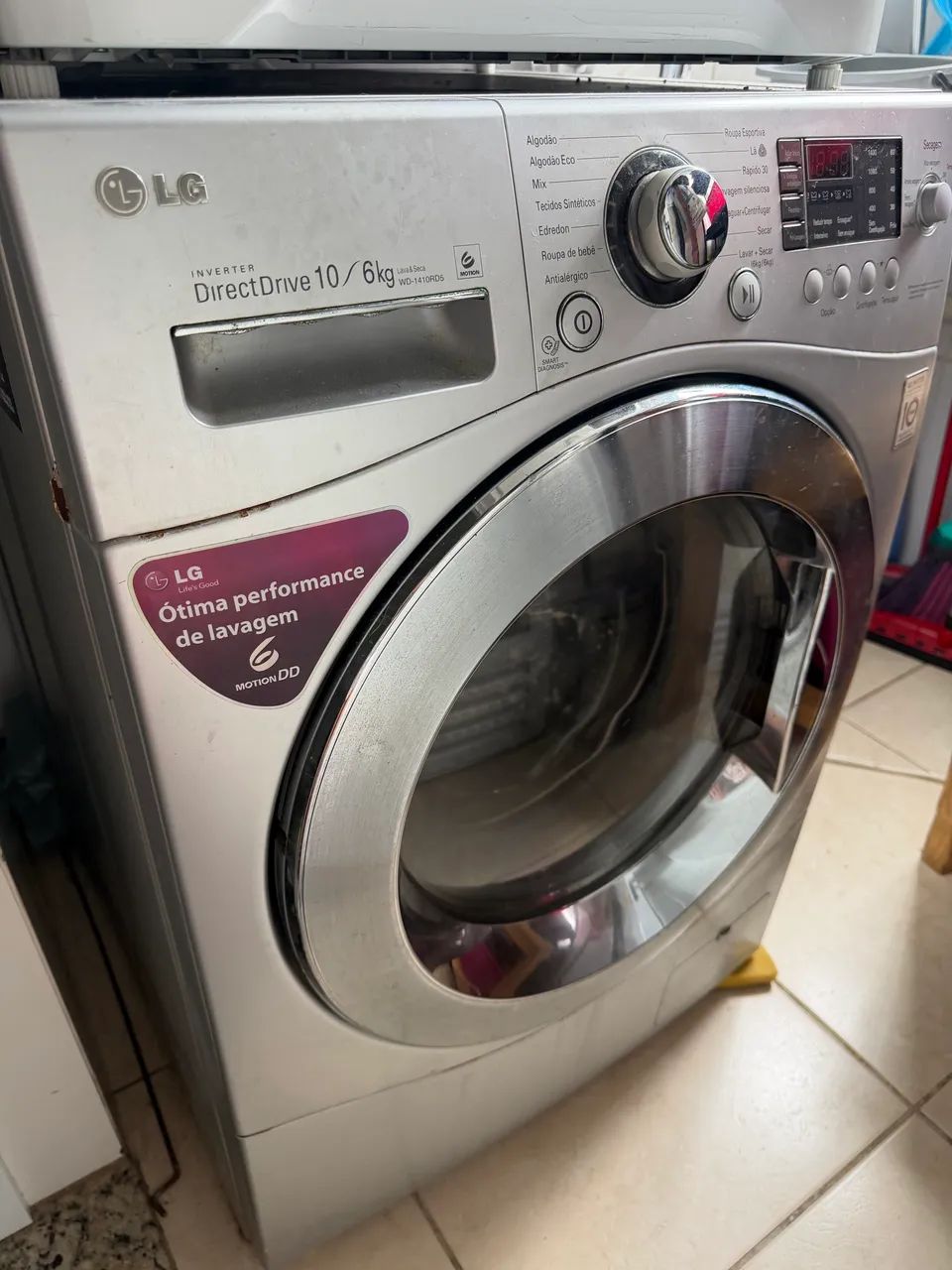 Lava e seca Lg com defeito para doação 