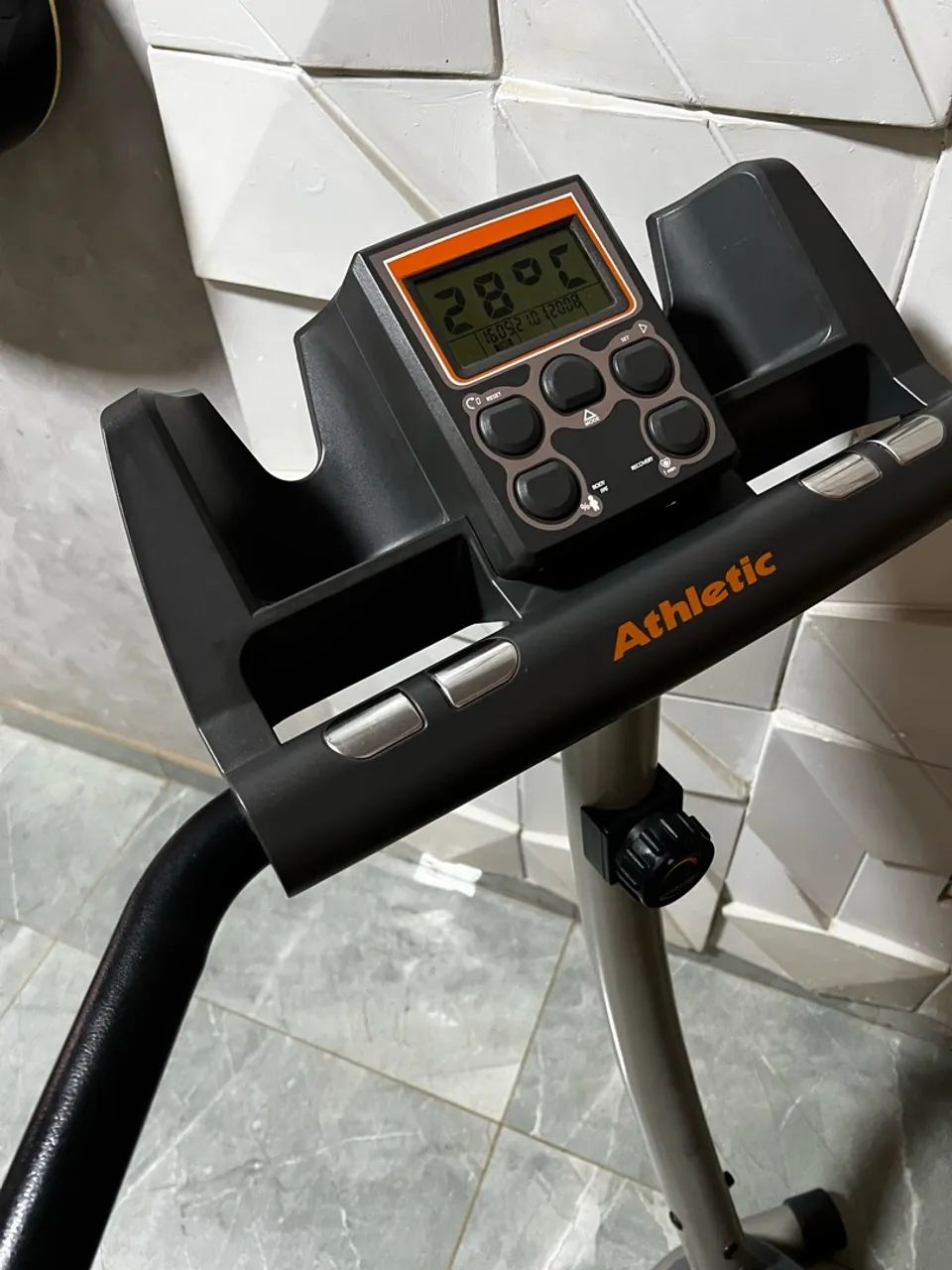 Bicicleta Ergométrica Athletic  - Foto 3