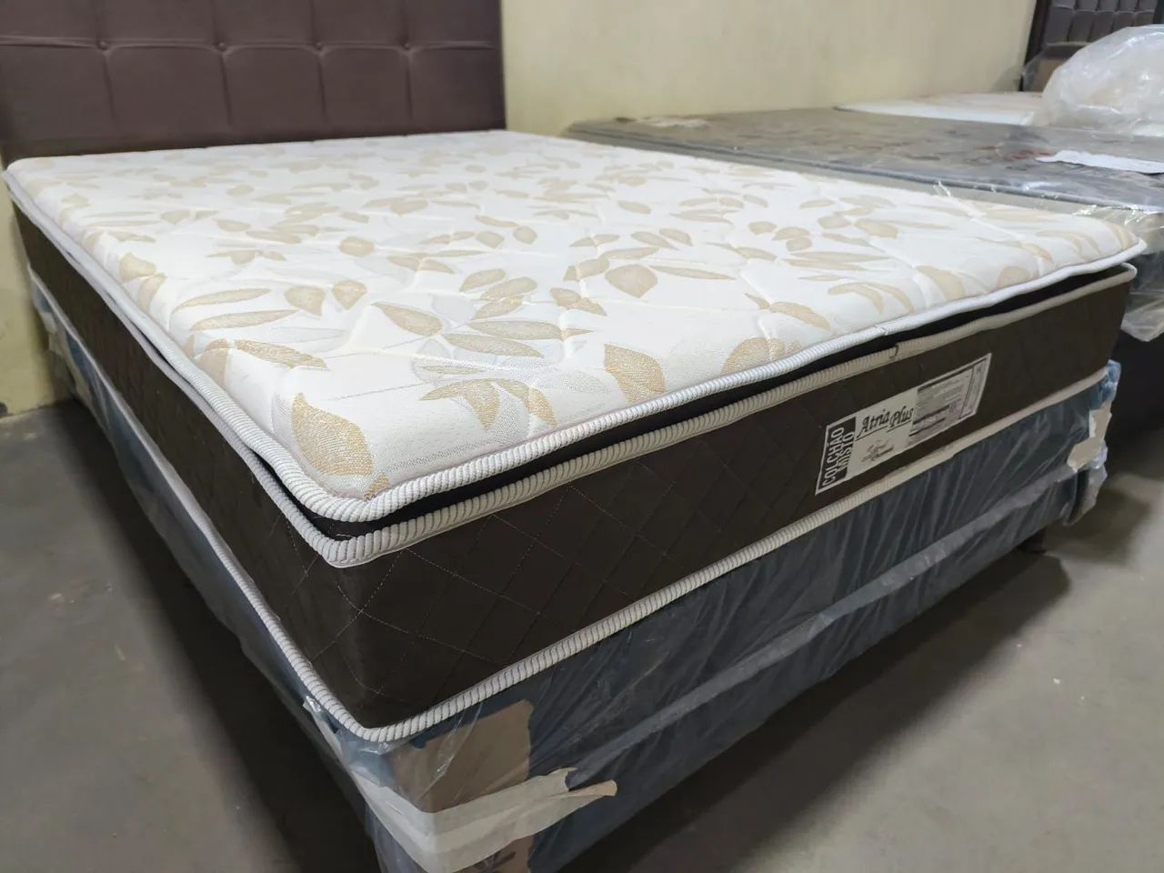 Cama Box Casal Colchão D33 com Pilow Top Novo  - Foto 4