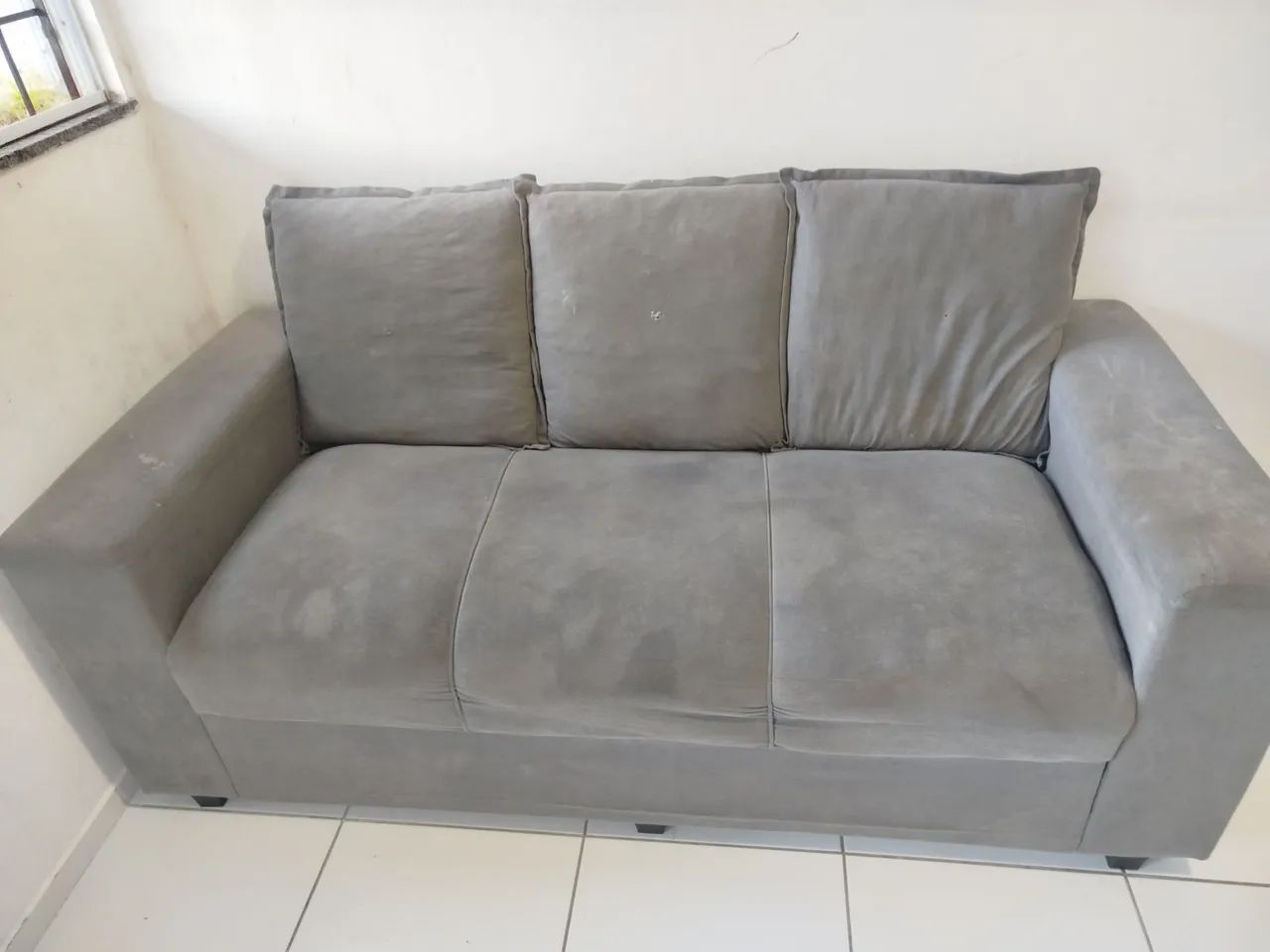 Sofá 3 lugares - Foto 2