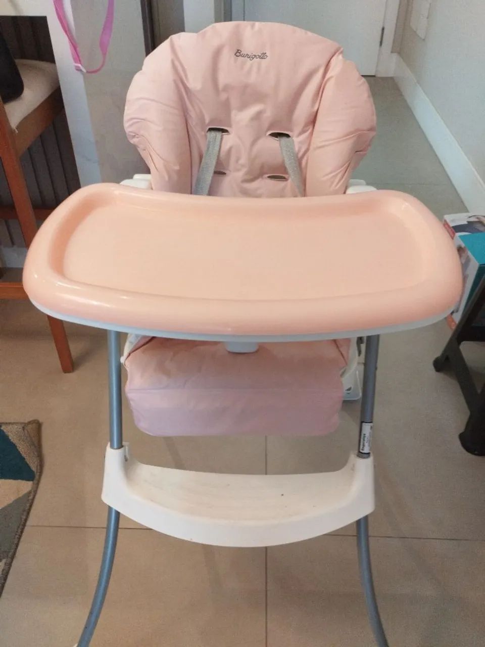 Cadeirão Rosa da Burigotto