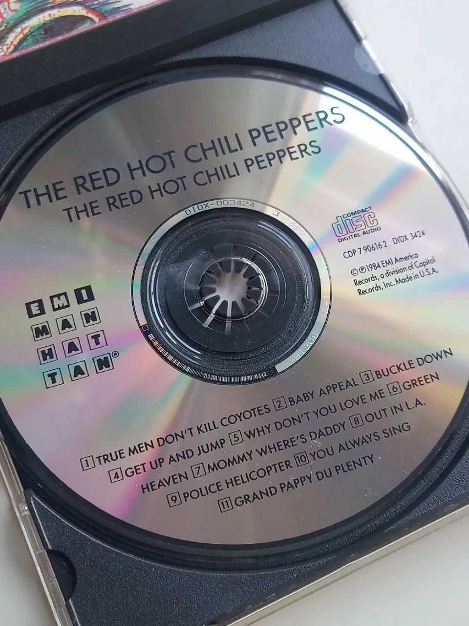 Red Hot Chili Peppers Álbum Debut (CD Importado, Primeira Edição) - Foto 3