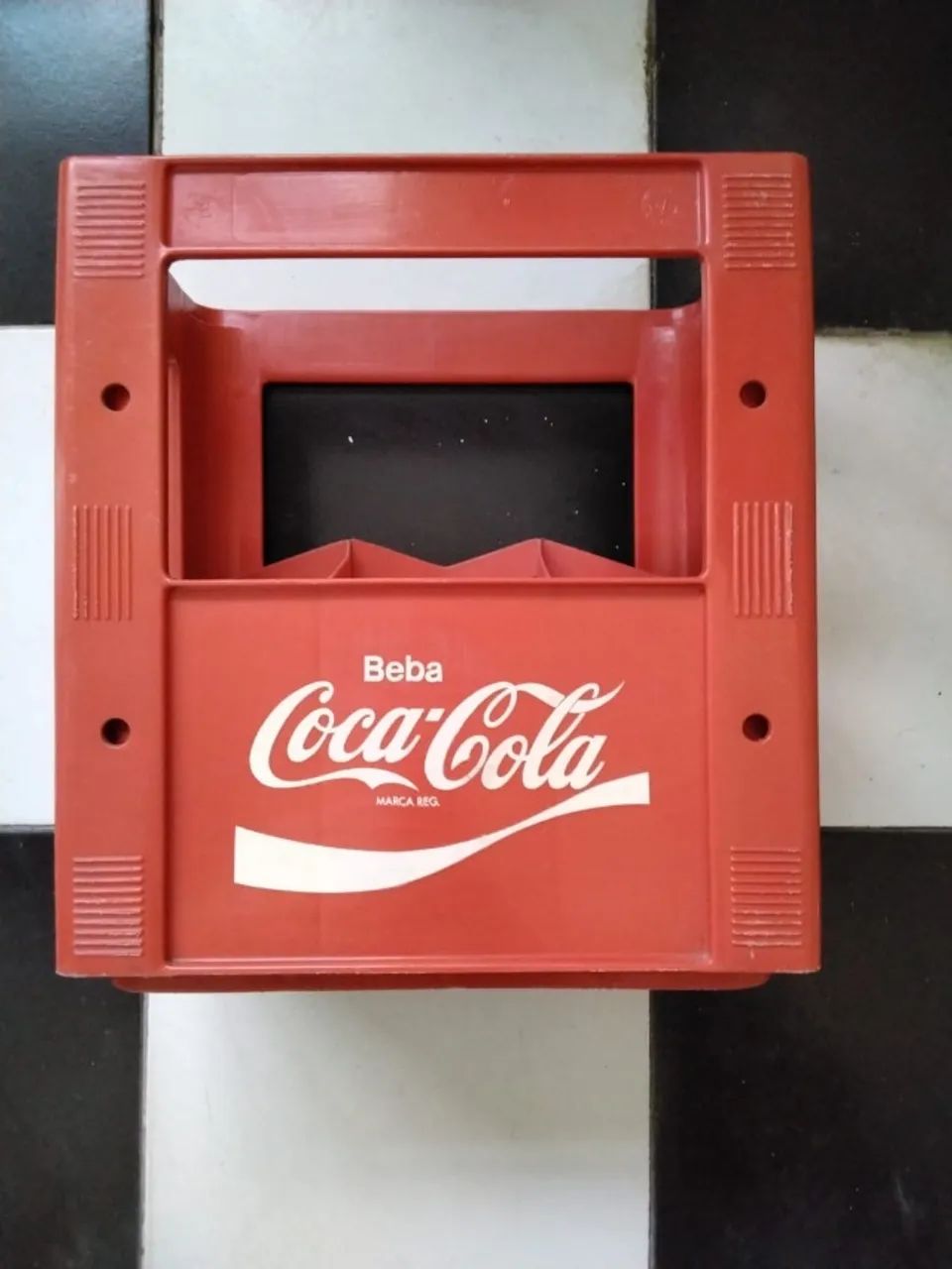 Engradado antigo coca cola perfeito para 6 garrafas  - Foto 2