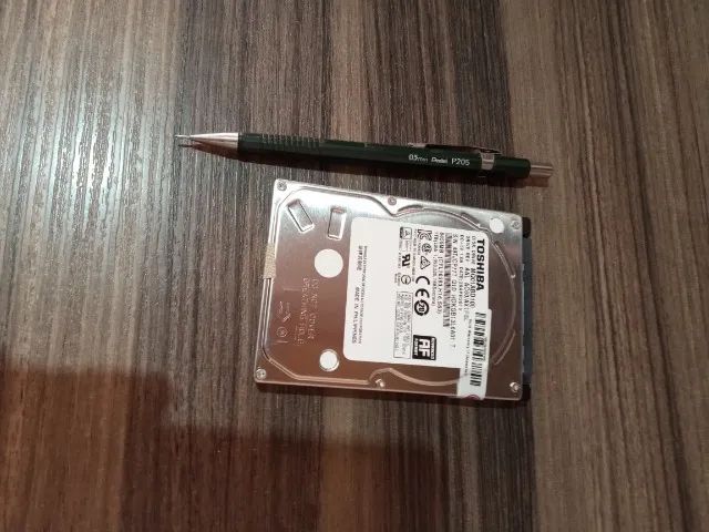 HD de Notebook 1 Tera- Praticamente novo