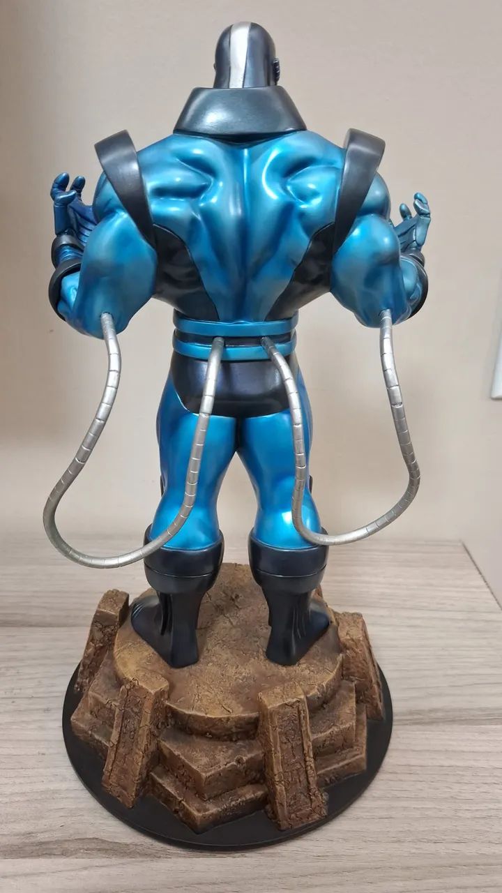 Apocalypse - Marvel - Bowen Designs ( NÃO É IRON STUDIOS,  NEM SIDESHOW E NEM KOTOBUKIYA ) - Foto 3