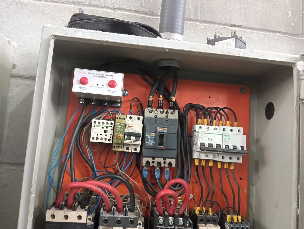 Eletricista  - Foto 2