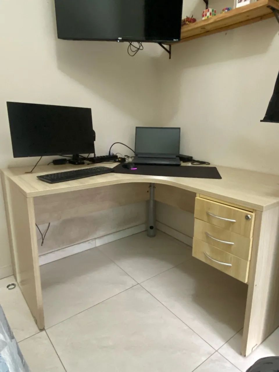 Mesa de escritório em L - Foto 5