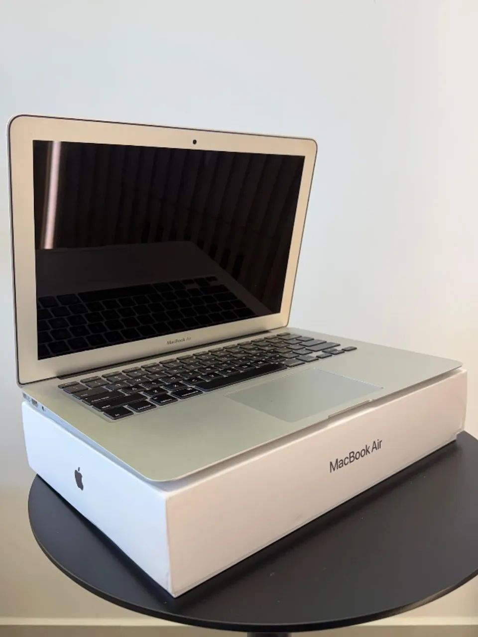 MacBook Air 13\"　2017　i5　8GB　121GB Macbook Air 13 2017 128gb Apple Macbook Intel Core I5 | Mercado Livre
