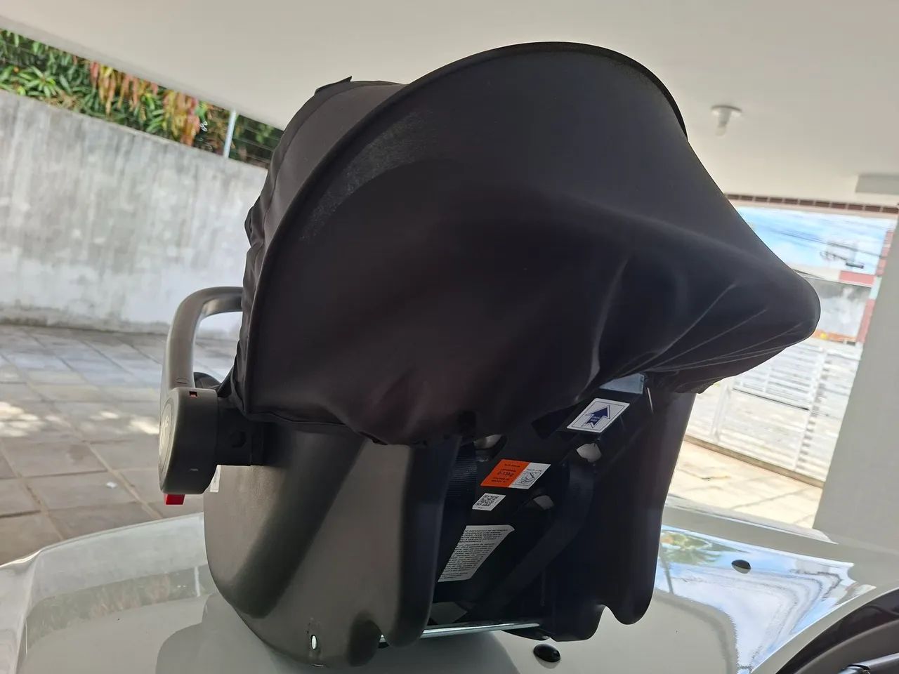  Bebê conforto 