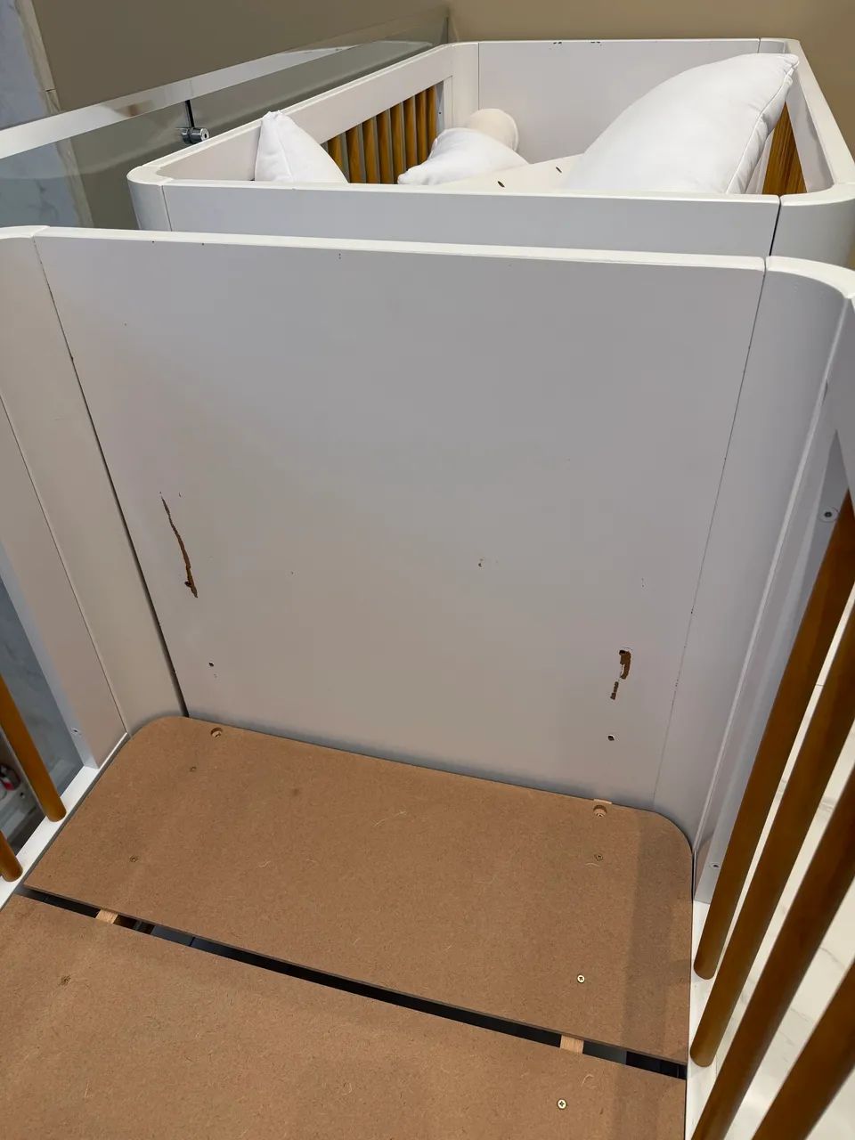 Vende-se berço 2 em 1( vira caminha para uso até 5 anos) - Foto 4