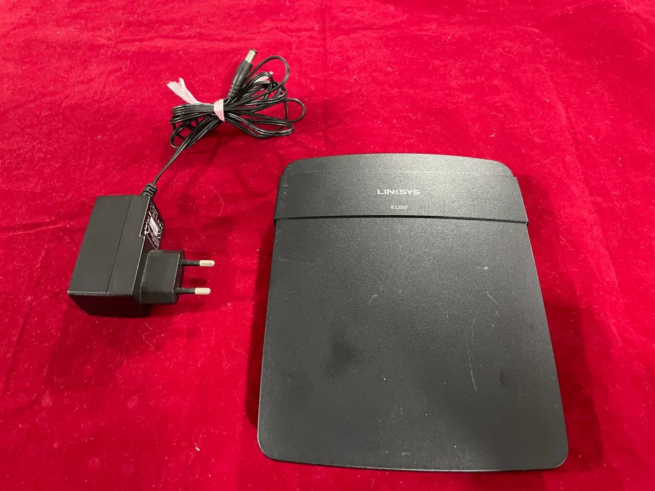 Roteador Linksys E1200 4 portas - Foto 2