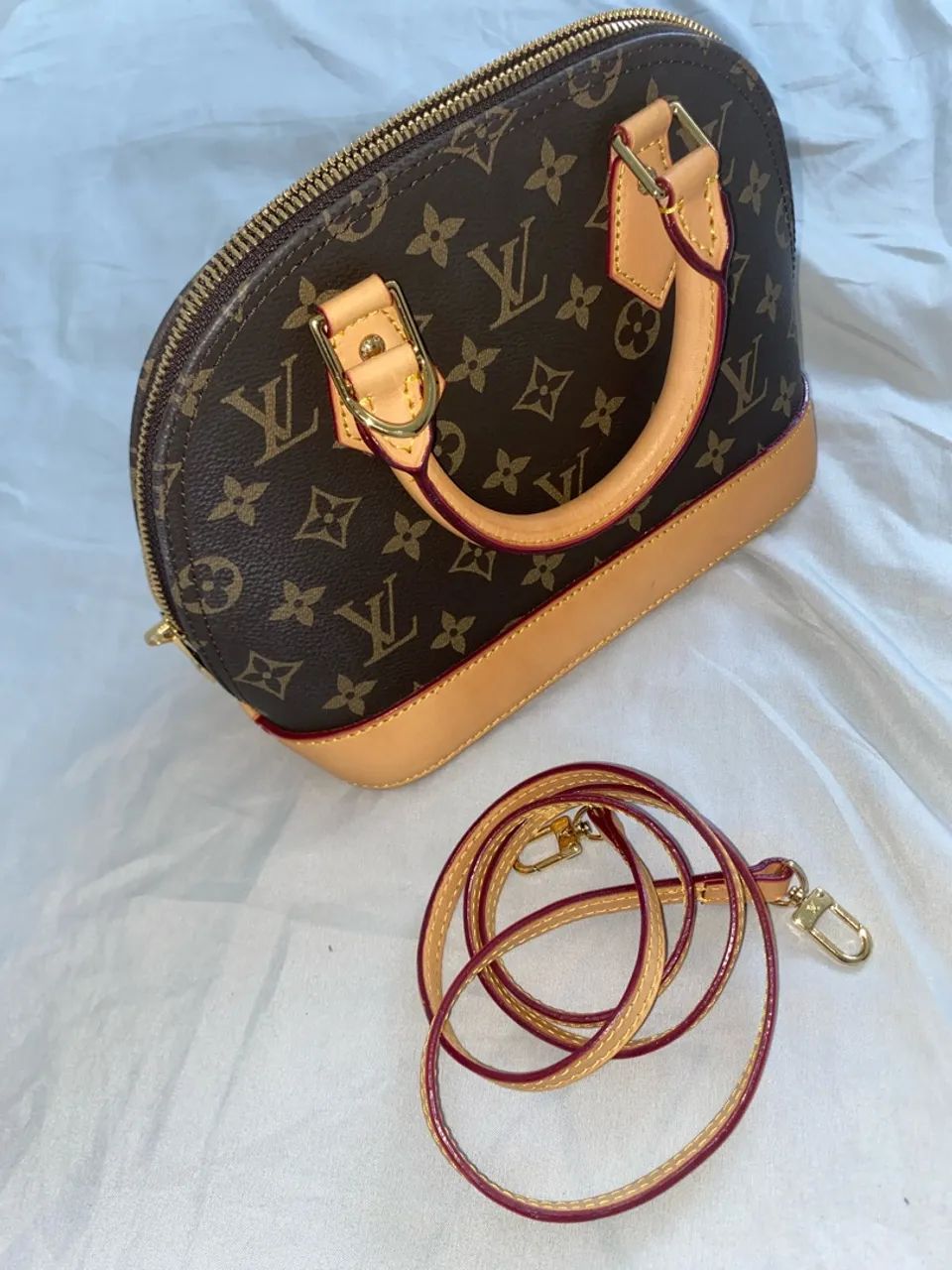 Bolsa Louis Vuitton BB Alma Original muito  abaixo do valor por conta do desgasto   - Foto 2