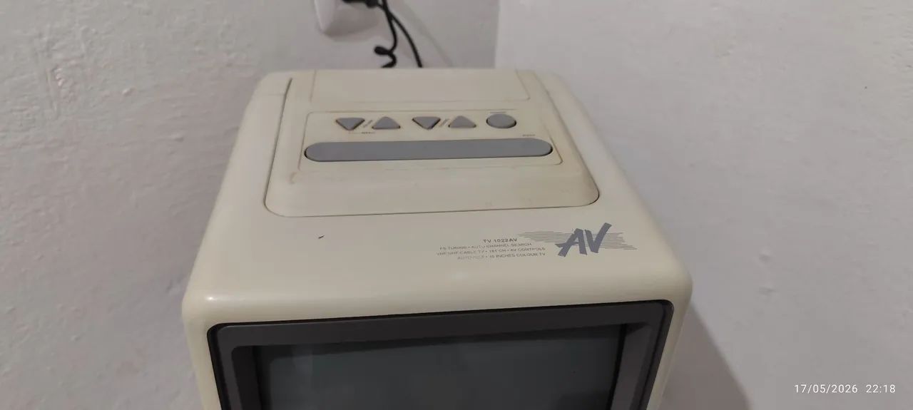 Tv semp 10 polegadas av 1022. - Foto 2