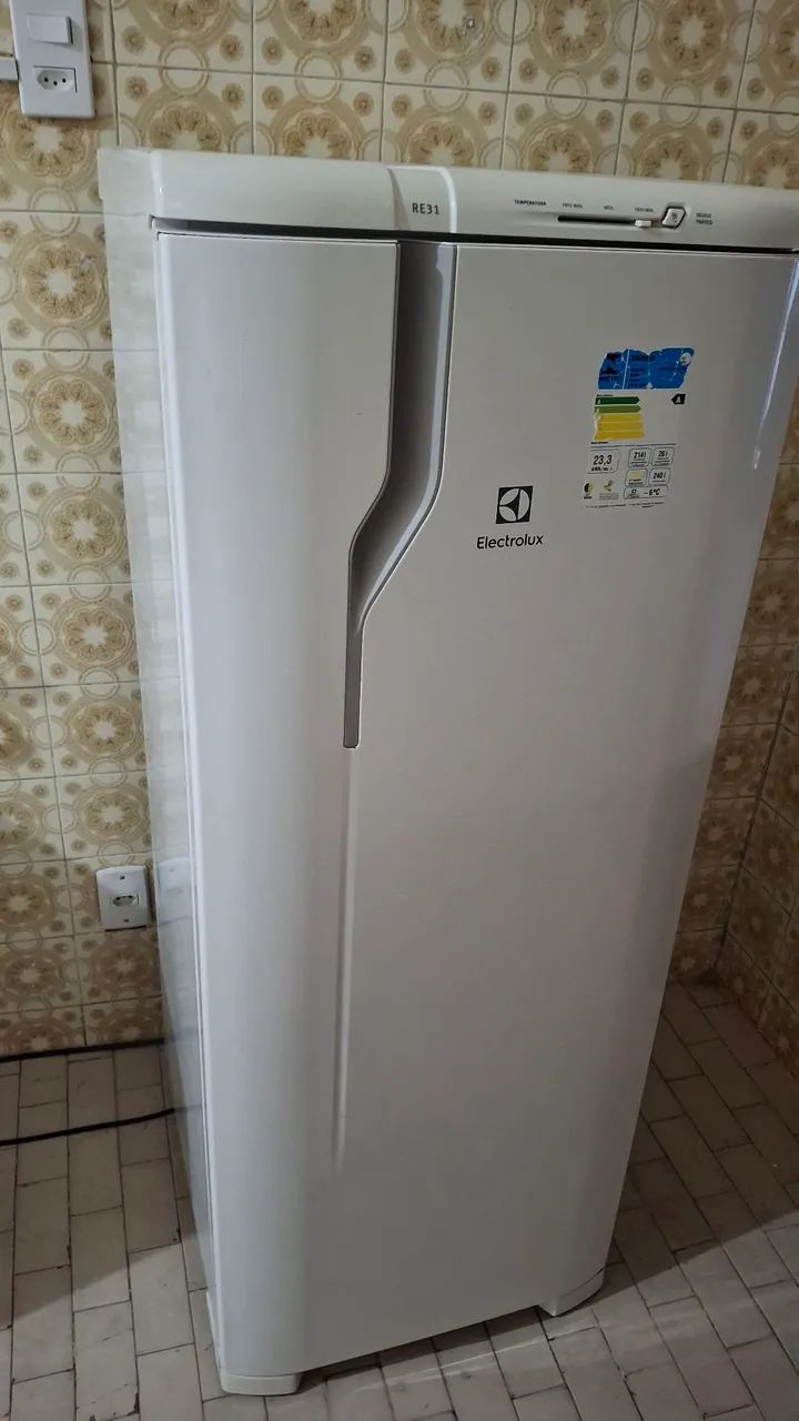 Refrigerador 310L  Electrolux. - Foto 5