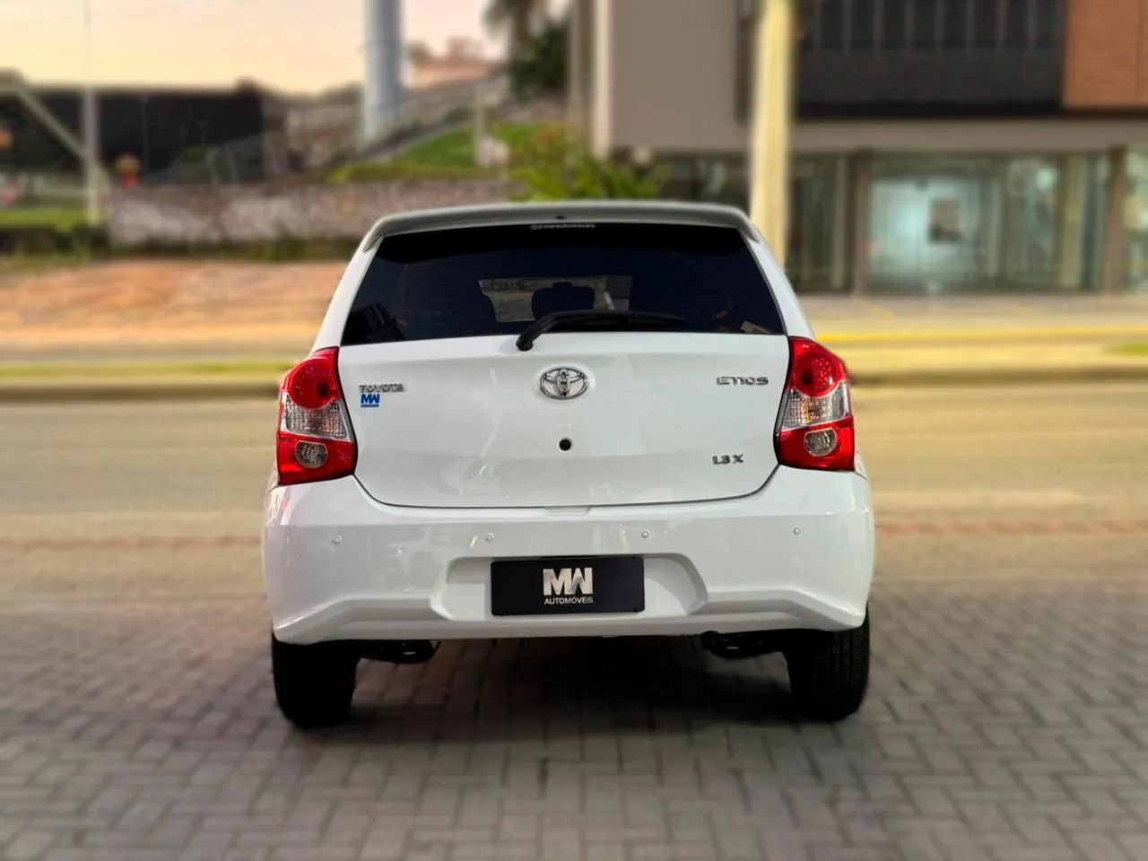 Toyota Etios 1.3 Flex 16V 5P Mec. 2018 - Foto 5