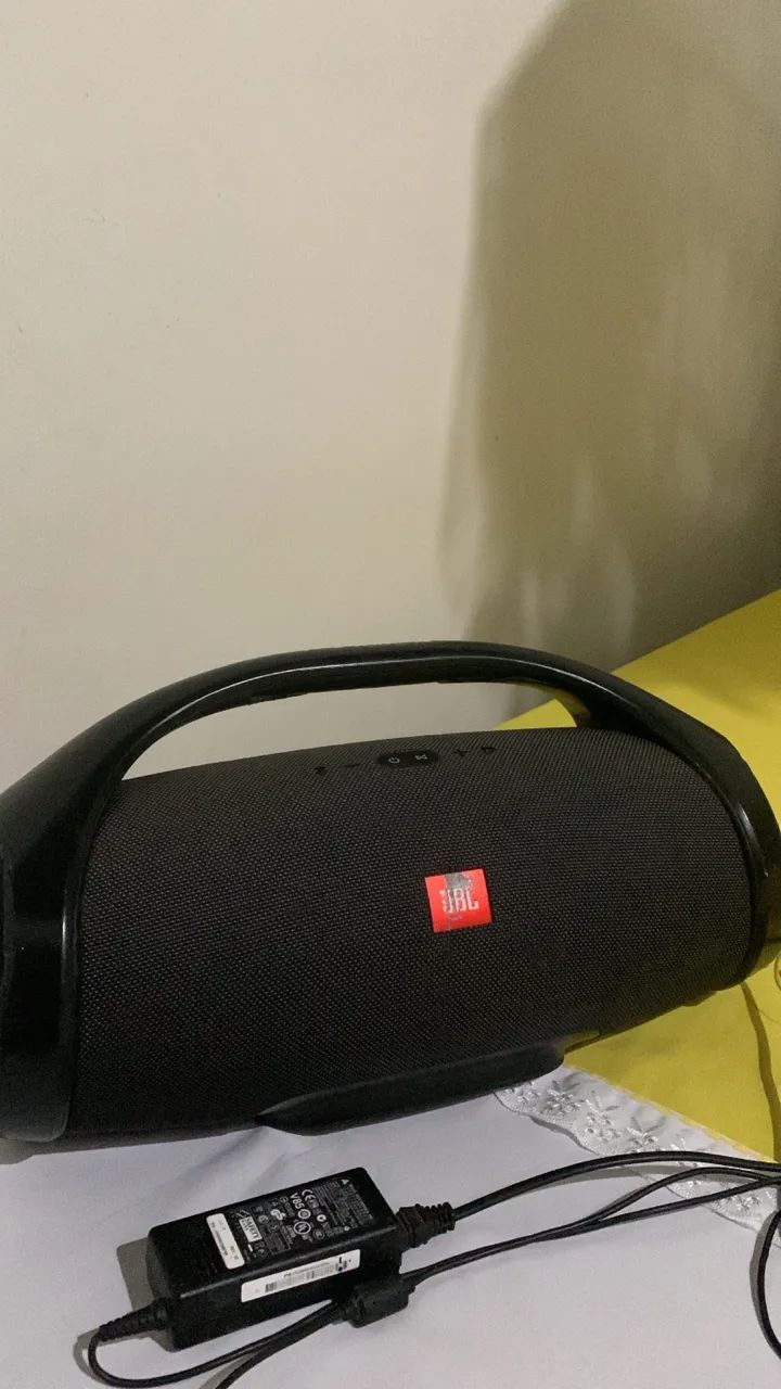 JBL bombox