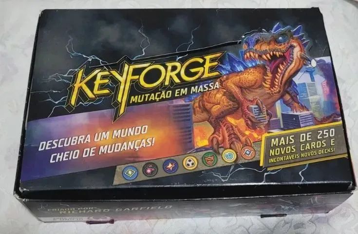 KeyForge - Caixas formato expositoras (+-25 decks únicos em cada caixa) - Maceió - Foto 5