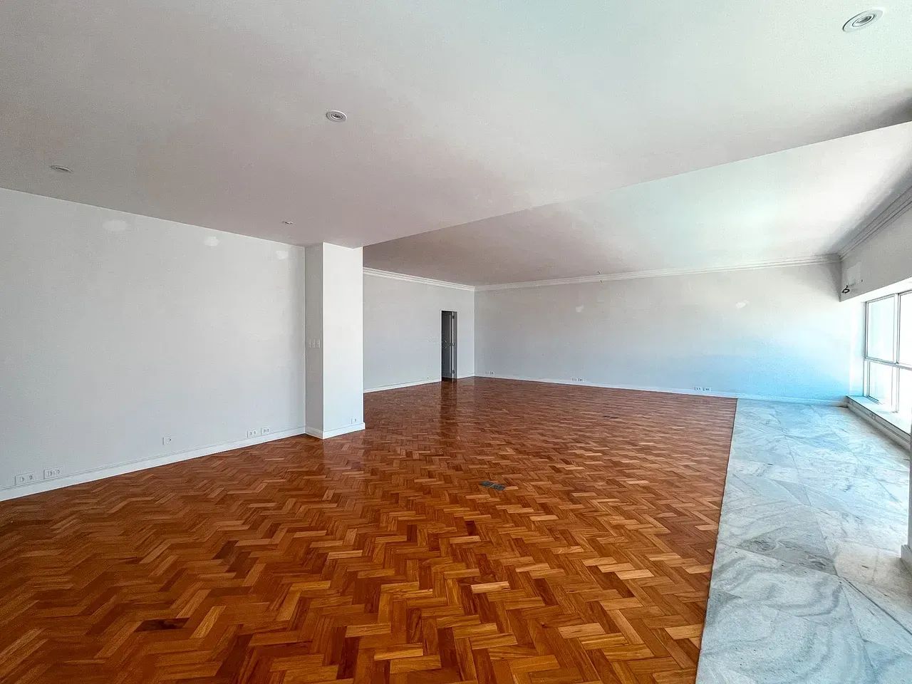 Edifício Chopin - Vista Mar e Copacabana Palace - 300m2 - 03 qts - Foto 4