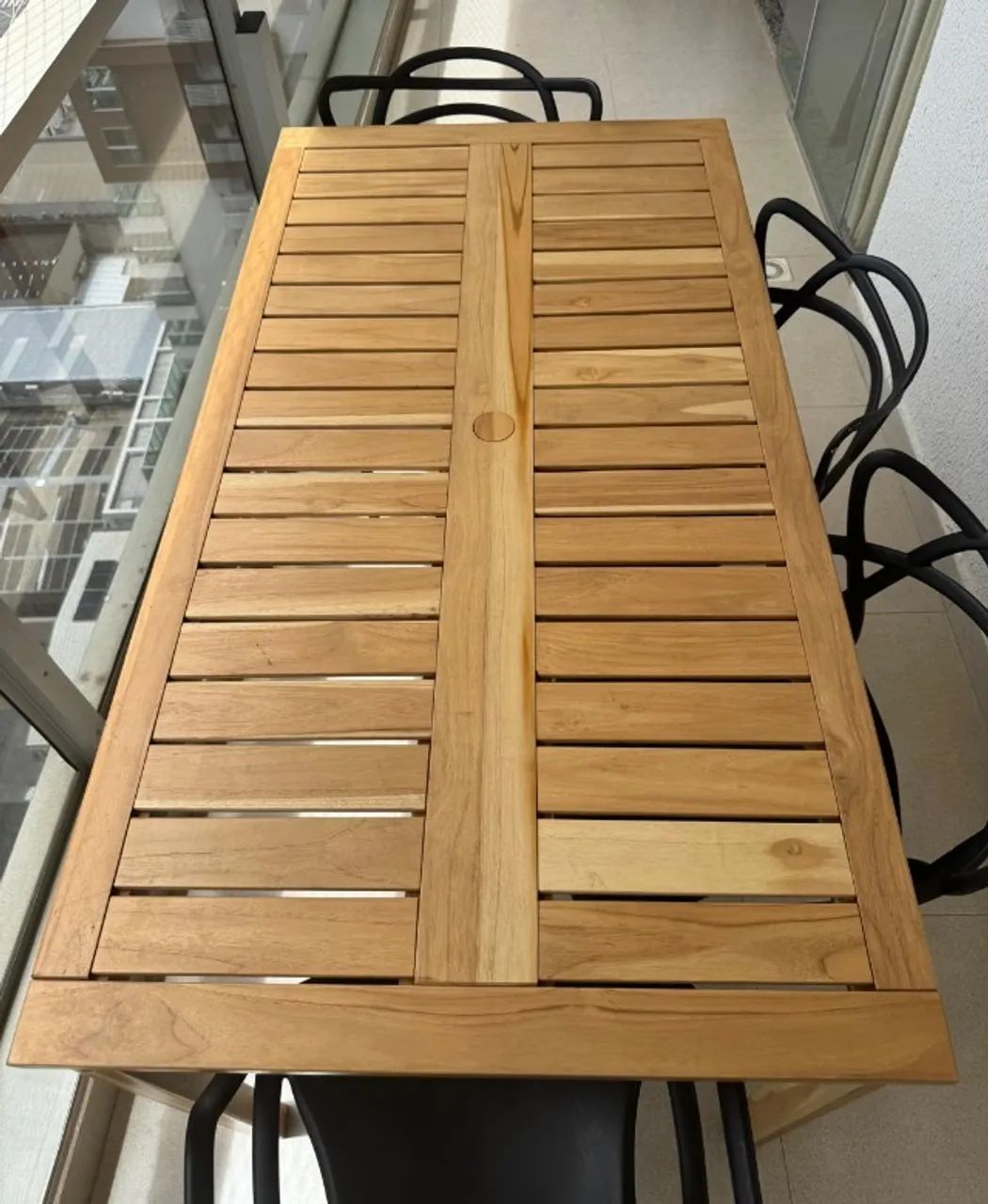 Mesa de Madeira Maciça + 4 cadeiras- Leroy Merlin - Foto 2