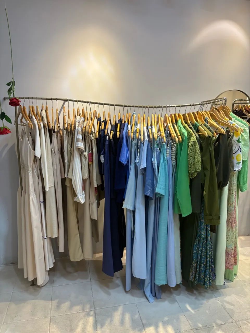 Araras para loja de roupa  - Foto 2