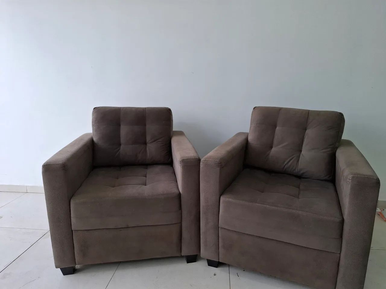 Conjunto de poltronas em veludo - Foto 2