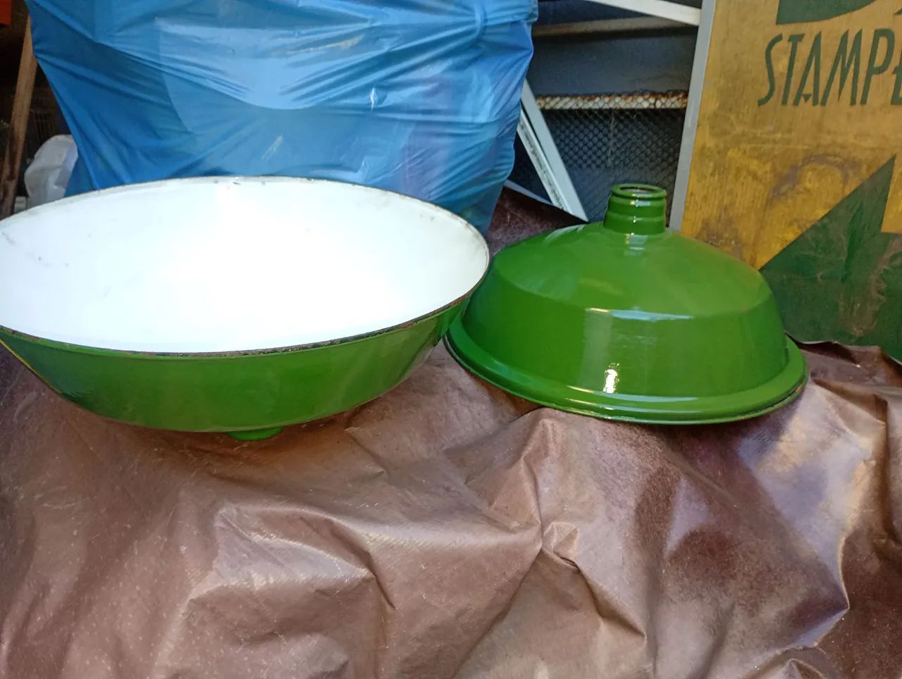 Cúpula  e lustres antigos  decoração e coleção 
