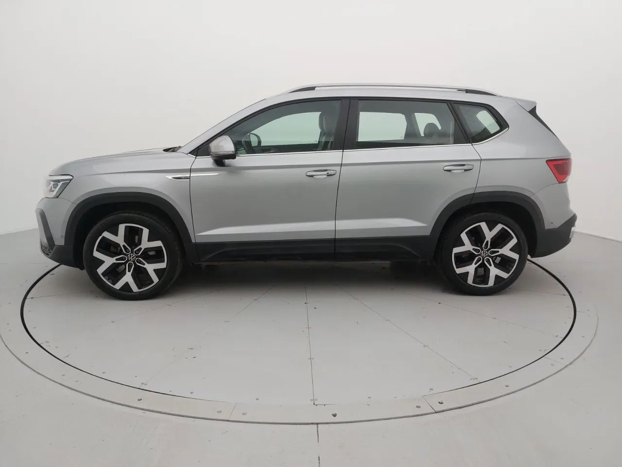 Volkswagen Taos Highline 1.4 250 TSI Flex AUT 2024 - Foto 2
