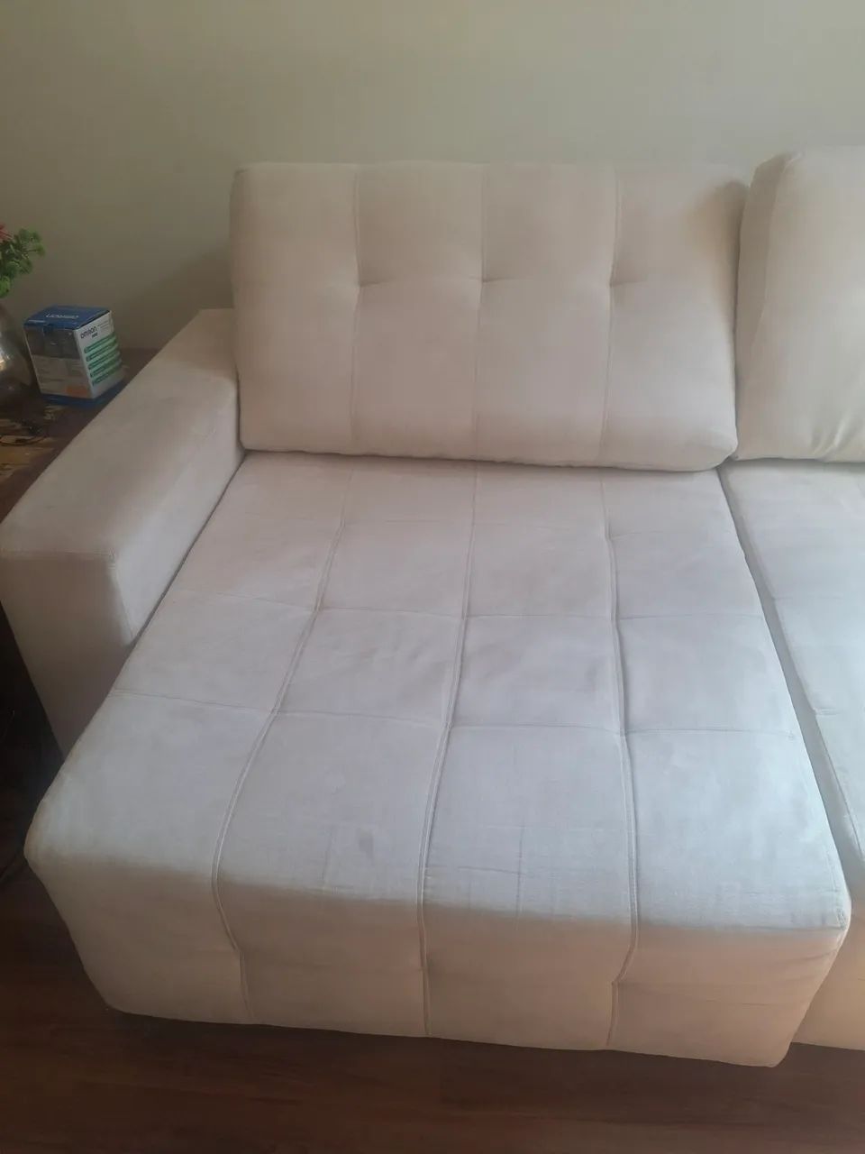 Vendo sofá retrátil 4 lugares em suede - Foto 5