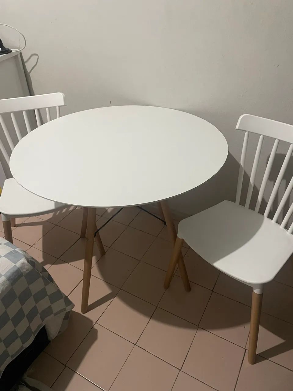 MESA E CADEIRA