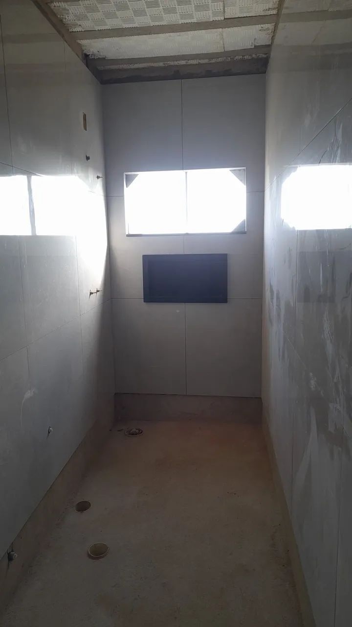 Pedreiro (fundação ao acabamento)