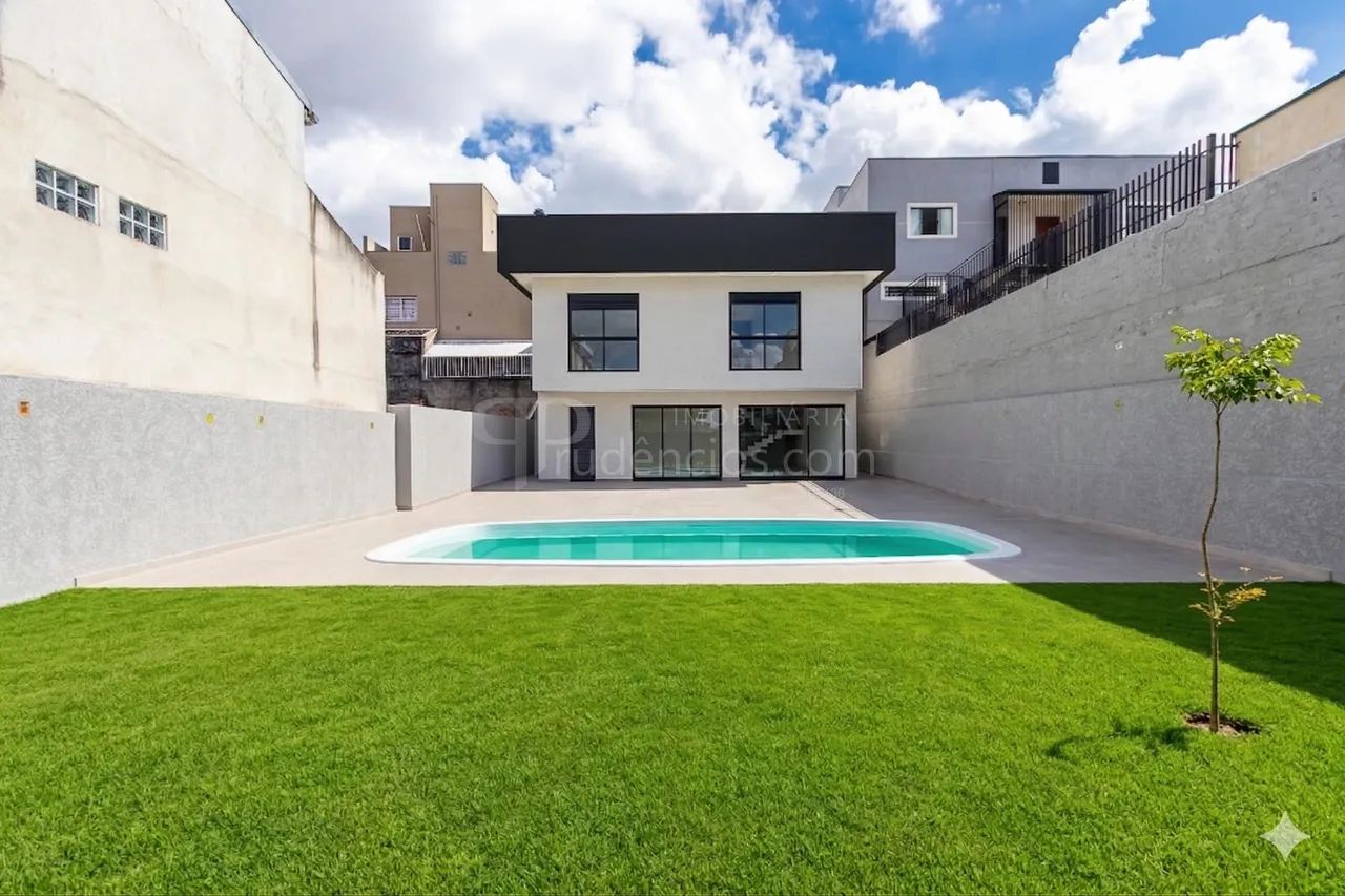 Casa Nova com Piscina no Boqueirão 3 Suítes e 256m Curitiba na Rua Raggi Izar - Foto 2