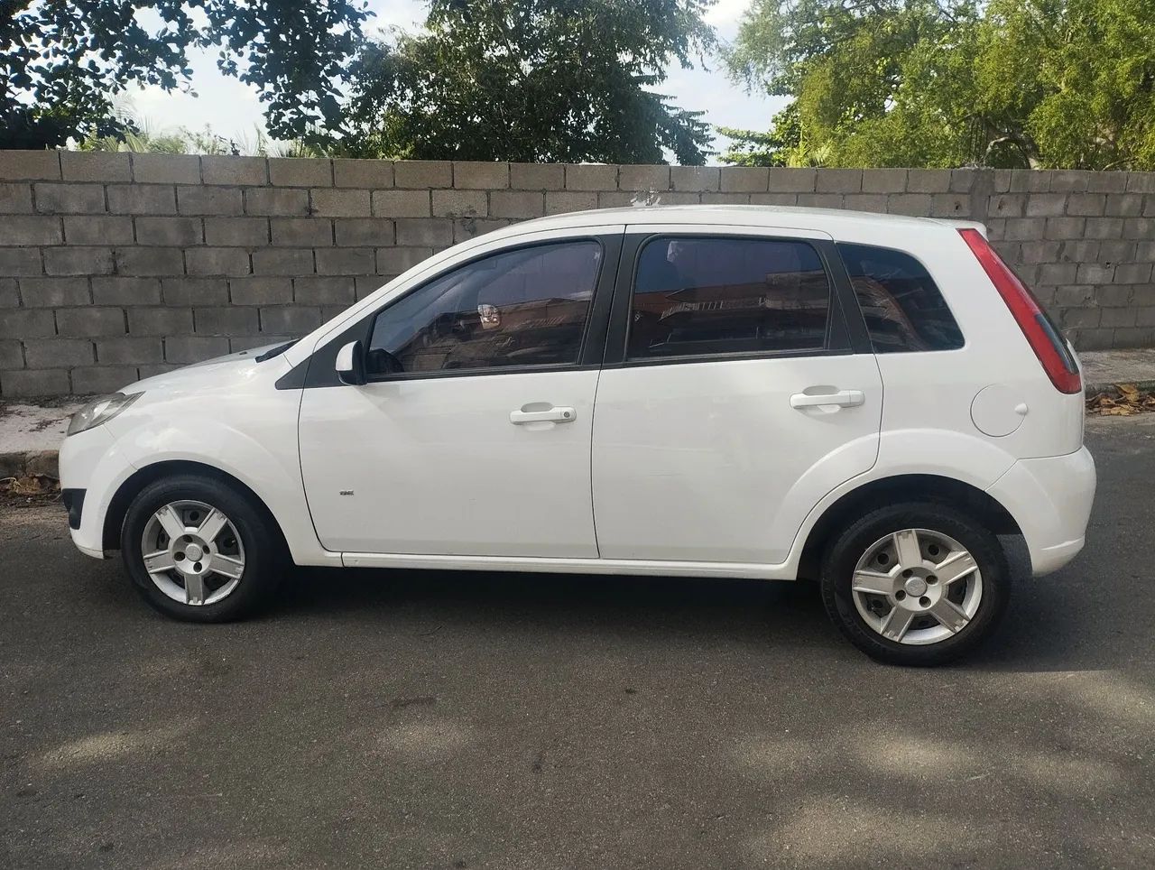 Ford Fiesta Fiesta SE 1.0 8V Flex 5p 2014