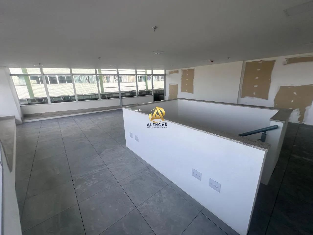 SALA DUPLEX - DISPONÍVEL PARA LOCAÇÃO NA PRAIA DA COSTA, VV/ES - Foto 4