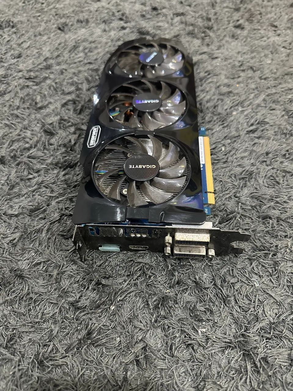 PLACA DE VIDEO DDR5 RTX 670 4GB 256BITS - Foto 4