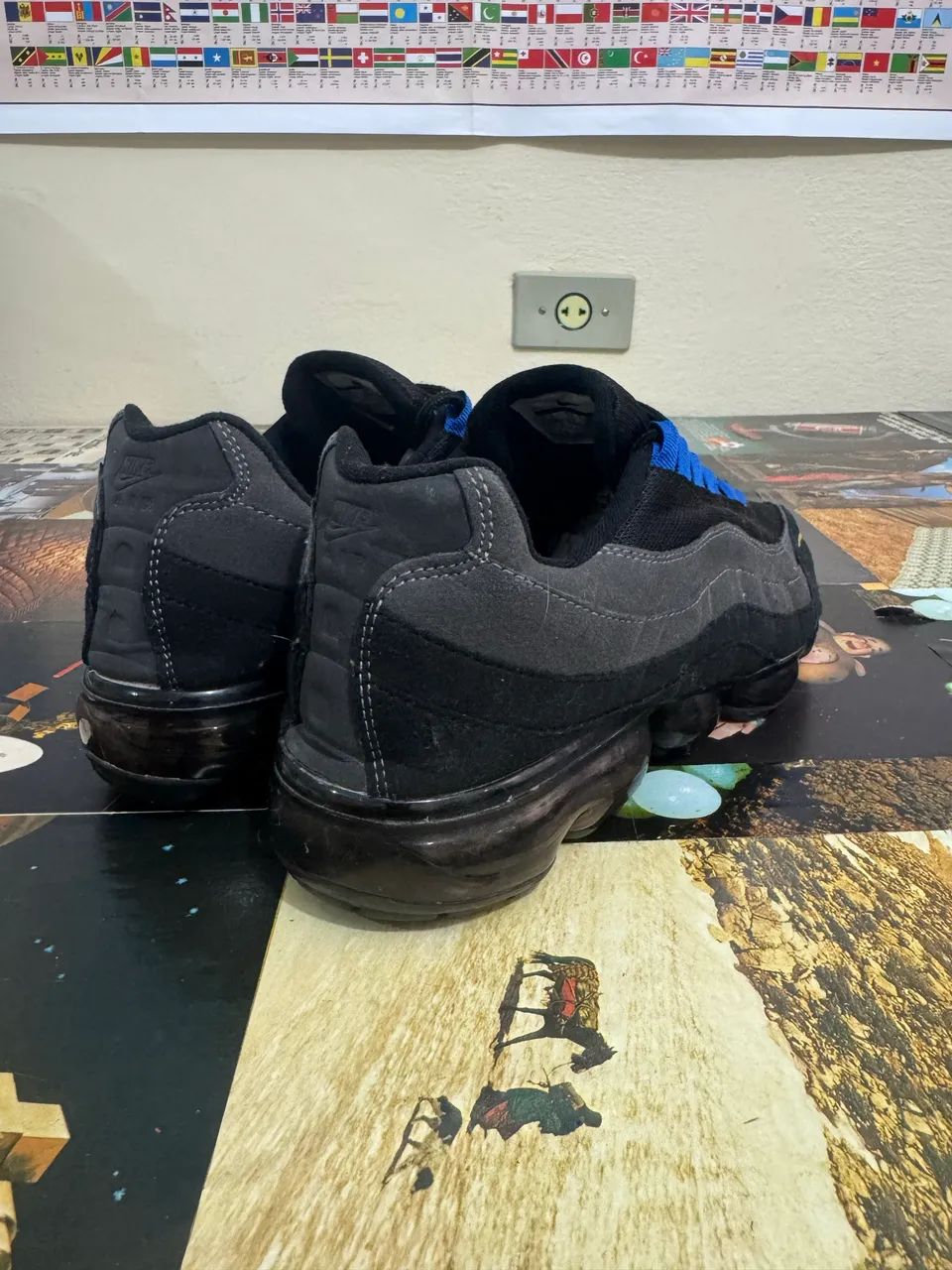Tênis Nike VaporMax 95 Hot Punch - Foto 4