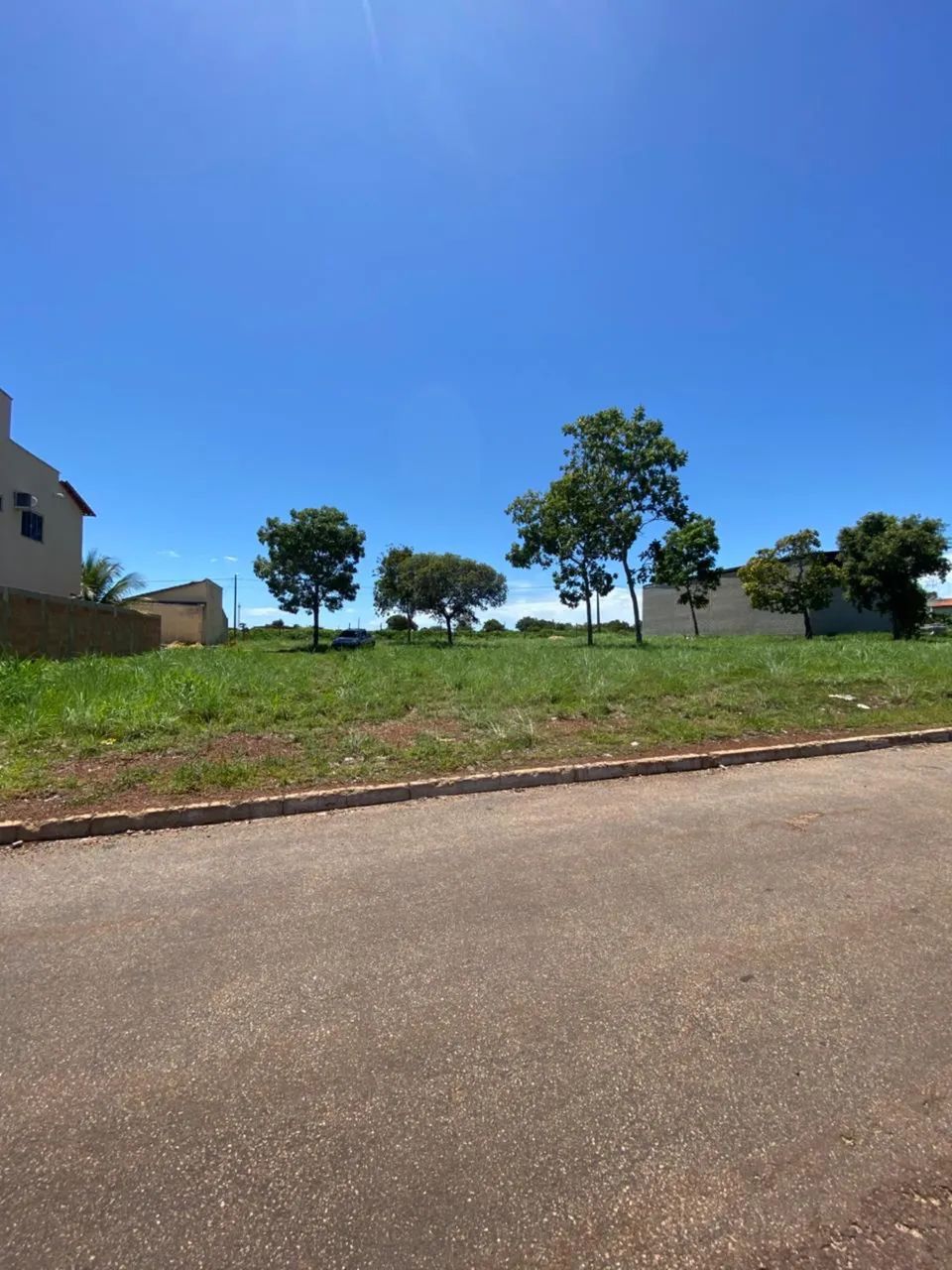 Terreno 265m² no loteamento Jardim Madri
