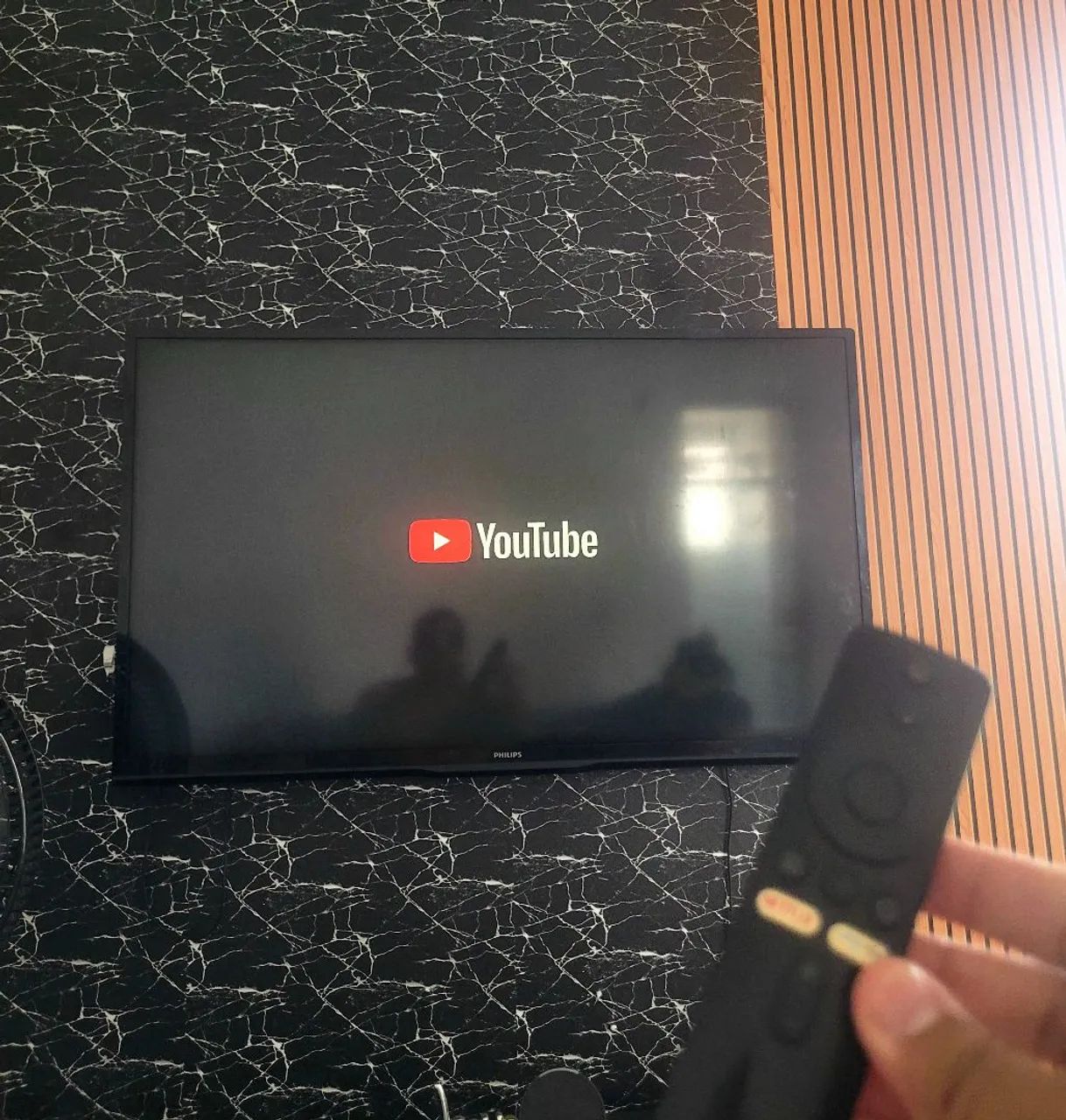 ? VENDO TV PHILIPS 46 POLEGADAS + FIRE TV STICK! - Foto 2