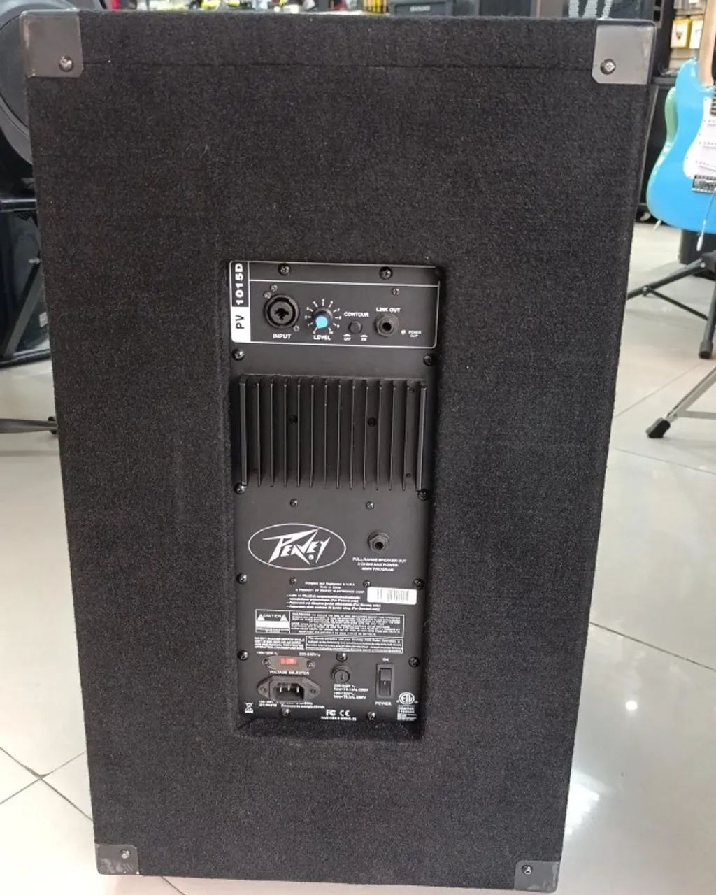 Caixa Ativa Peavey PV 1015D 400W - Foto 4