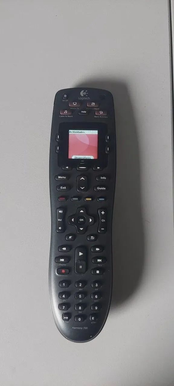 Logitech Controle remoto universal Harmony 700 - Peças e