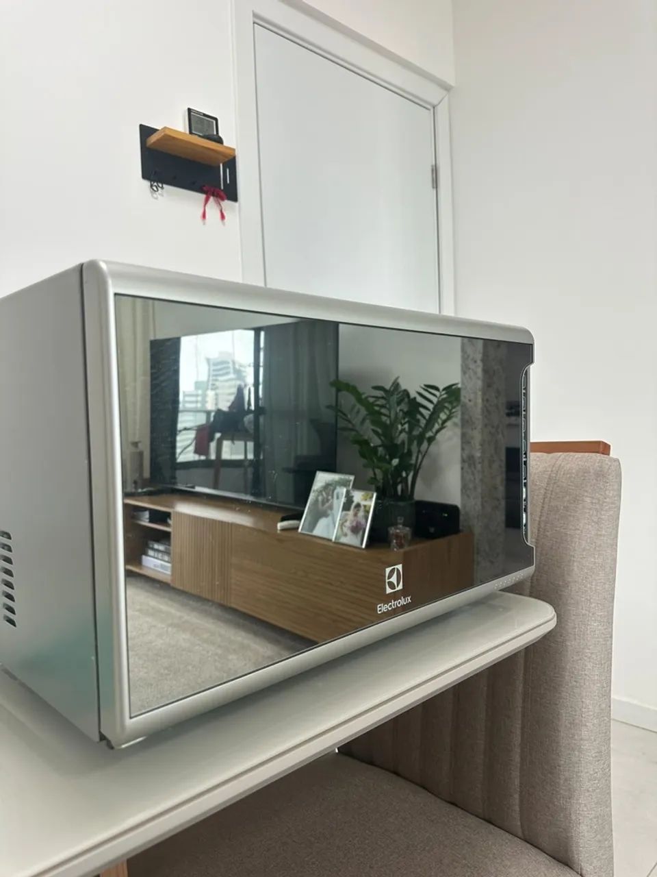 Microondas Eletrolux 31L - Foto 2