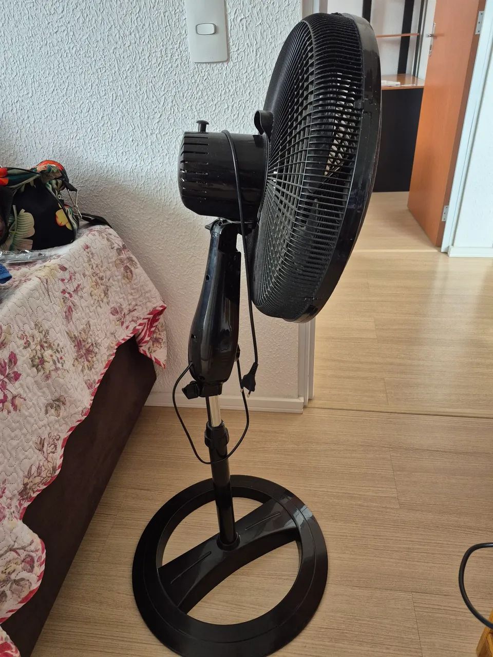 Ventilador mondial de chão 